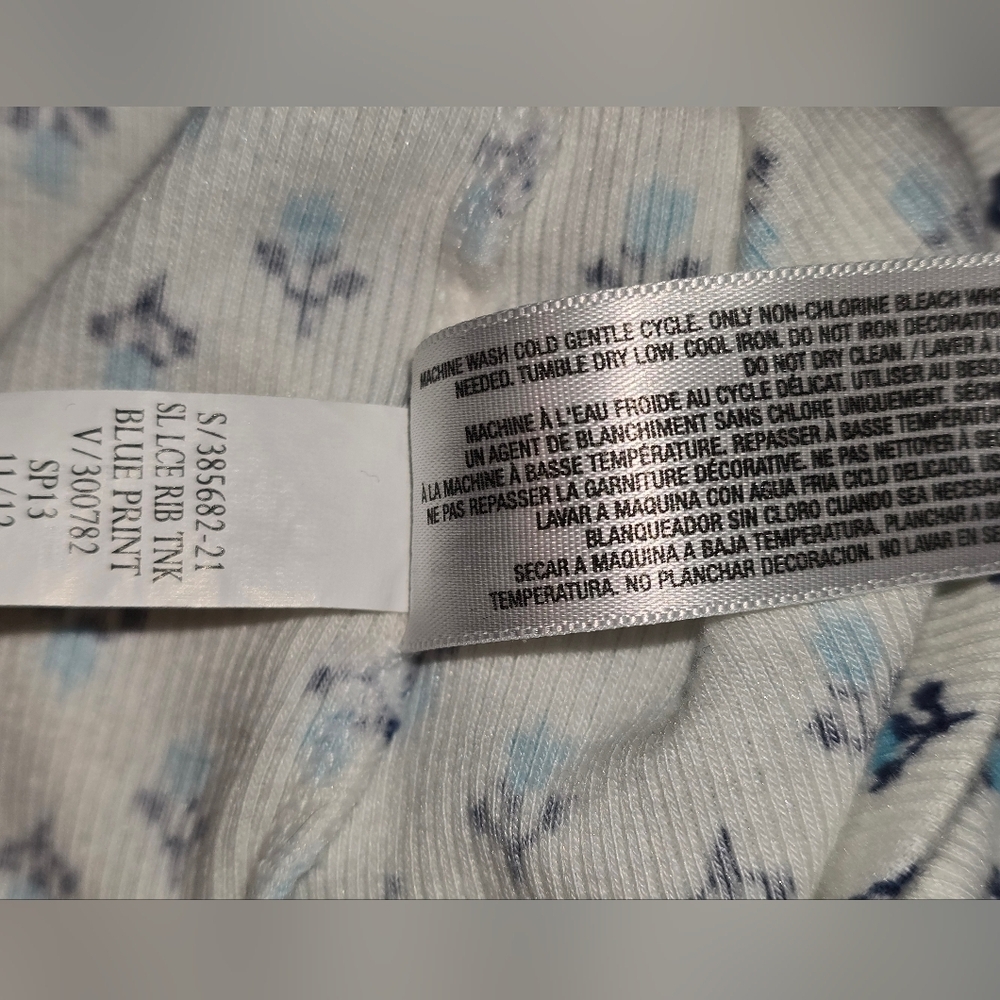 Old Navy Lace-Trim Ribbed Tank Top – Blue Floral Print – Size S/P - Picture 4 of 6